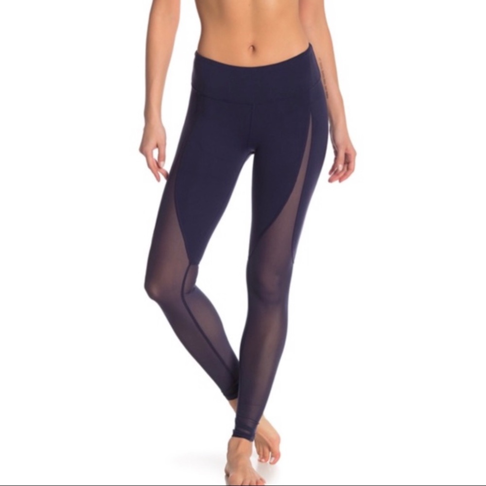 ALO + rich motion + leggings